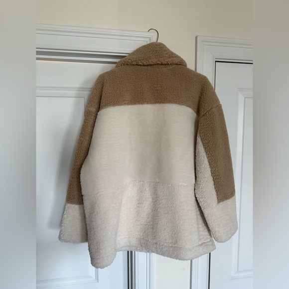 NWT Abercrombie Sherpa Coat - Picture 5 of 8